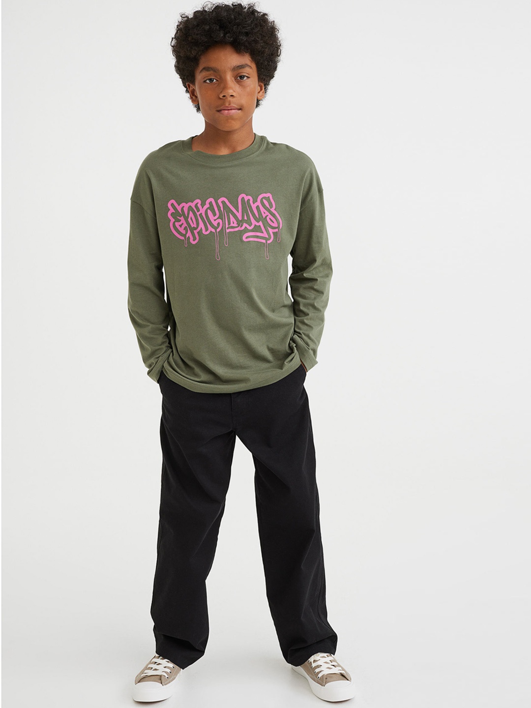 

H&M Boys Baggy Fit Cotton Chinos, Black