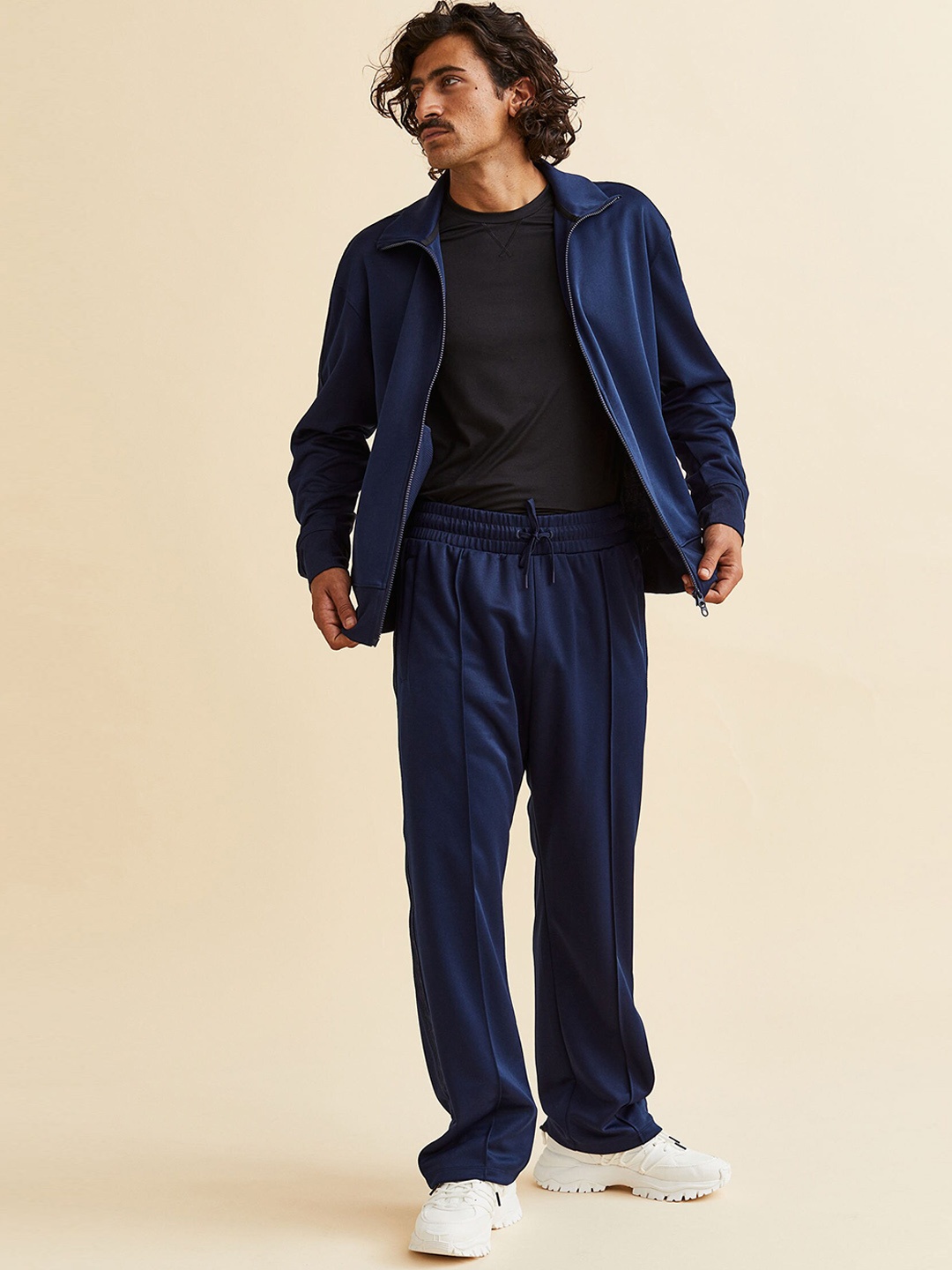 

H&M Men Relaxed Fit Fast-drying track pants, Blue