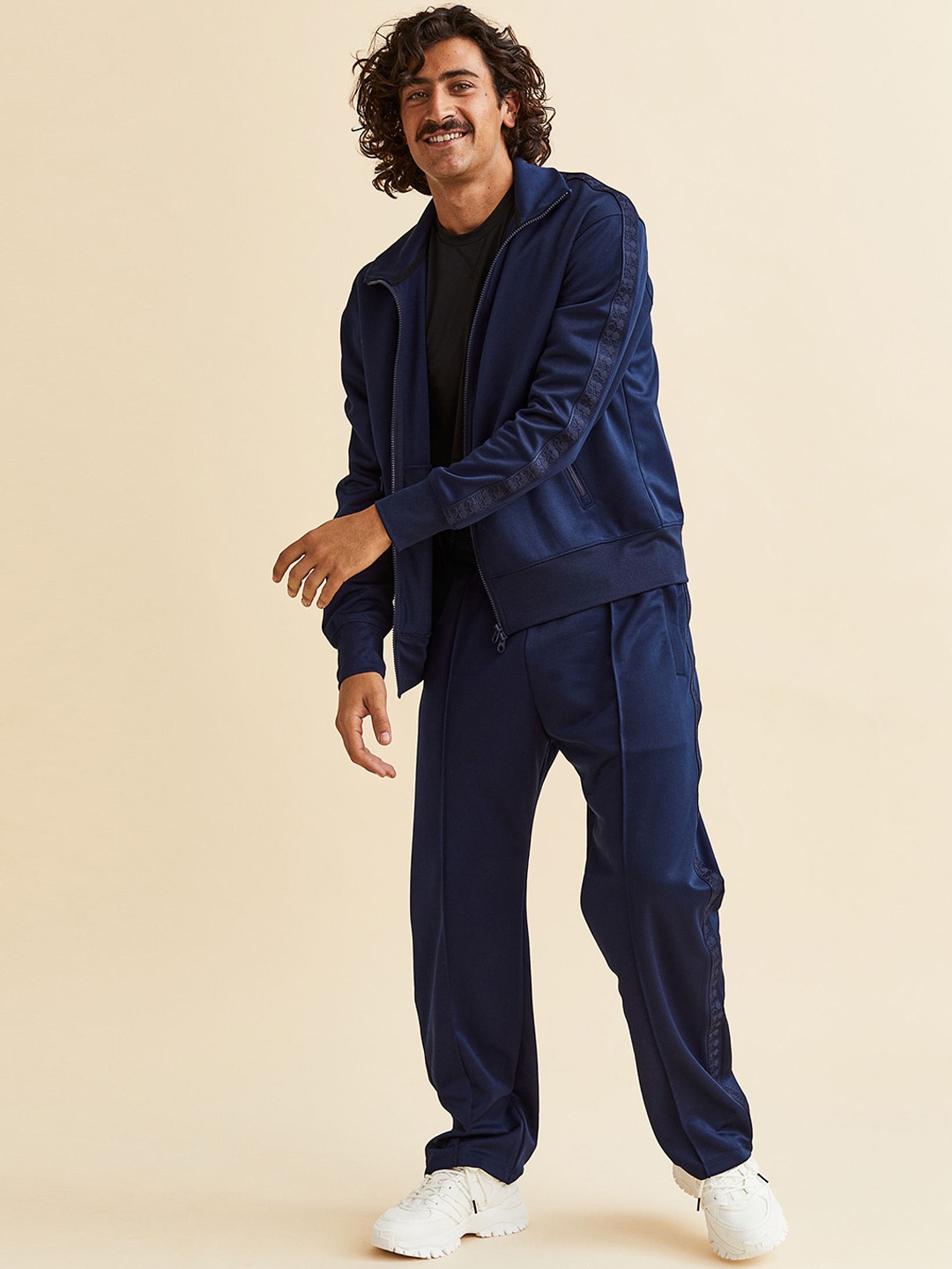 

H&M Men Navy Blue Solid Relaxed Fit Fast-Drying Track Jacket