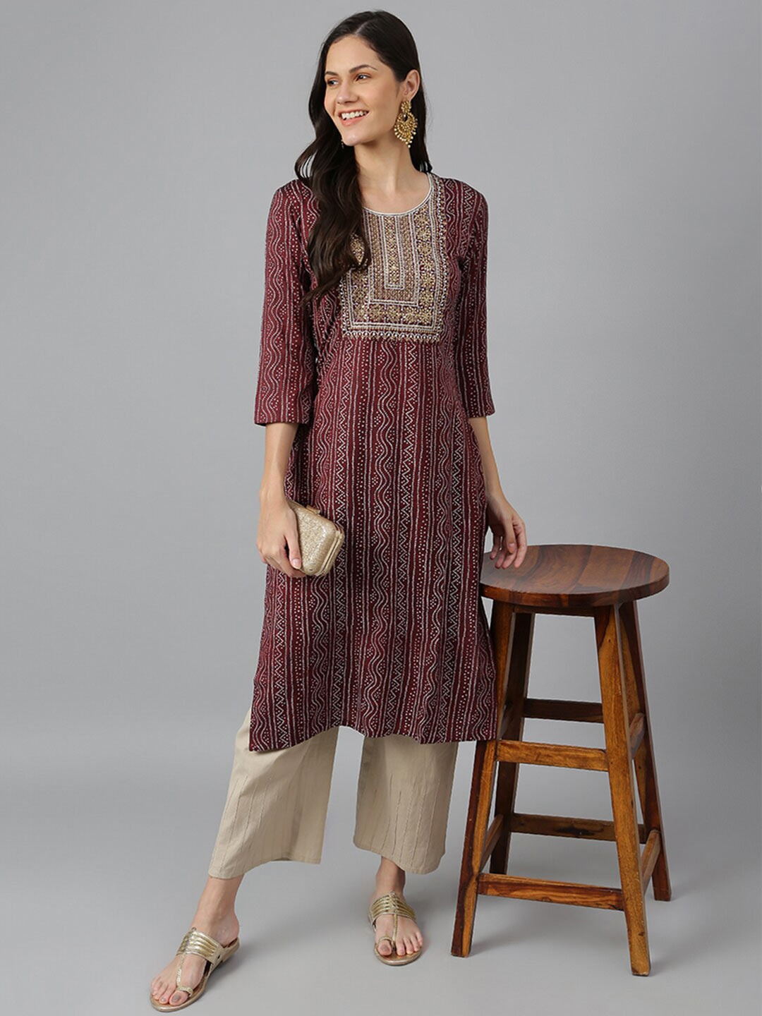 

Kiana Women Maroon Bandhani Printed Kurta