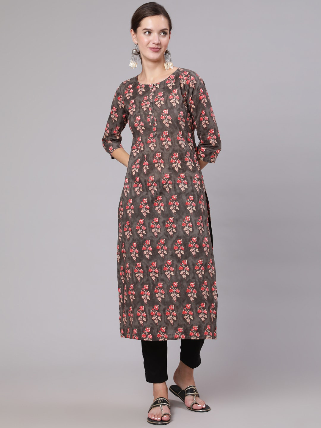 

Nayo Women Grey Floral Printed Cotton Kurta
