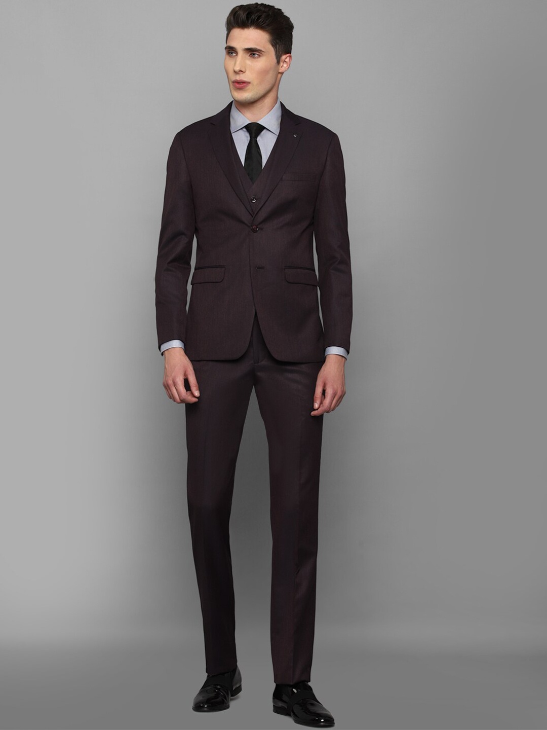 

Louis Philippe Men Purple Solid Slim-Fit Single-Breasted Formal Suit