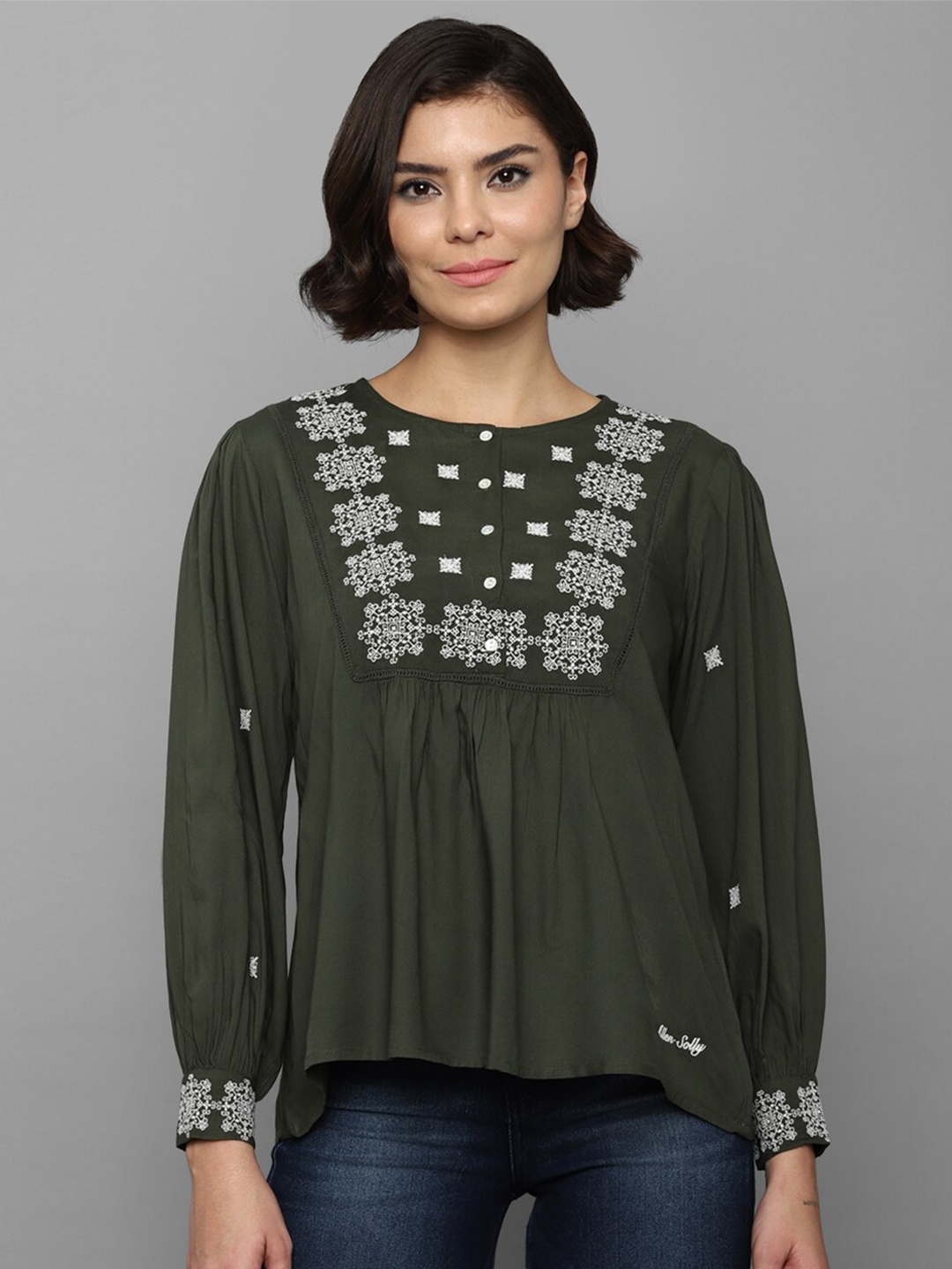 

Allen Solly Woman Green Floral Embellished Empire Top