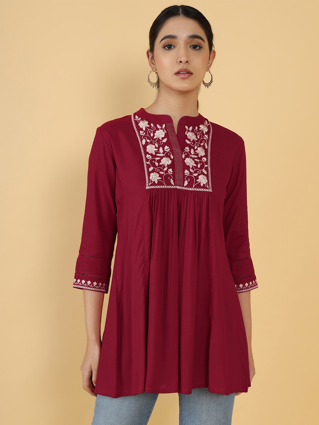 

Soch Red & White Mandarin Collar Tunic