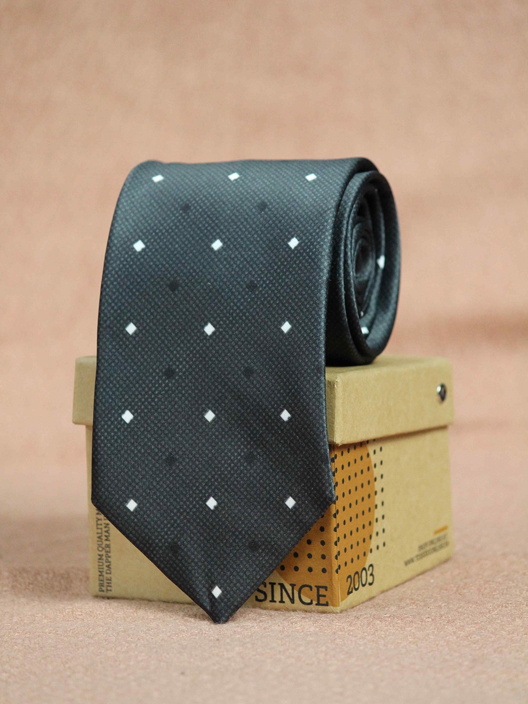 

Tossido Men Grey & White Printed Broad Tie