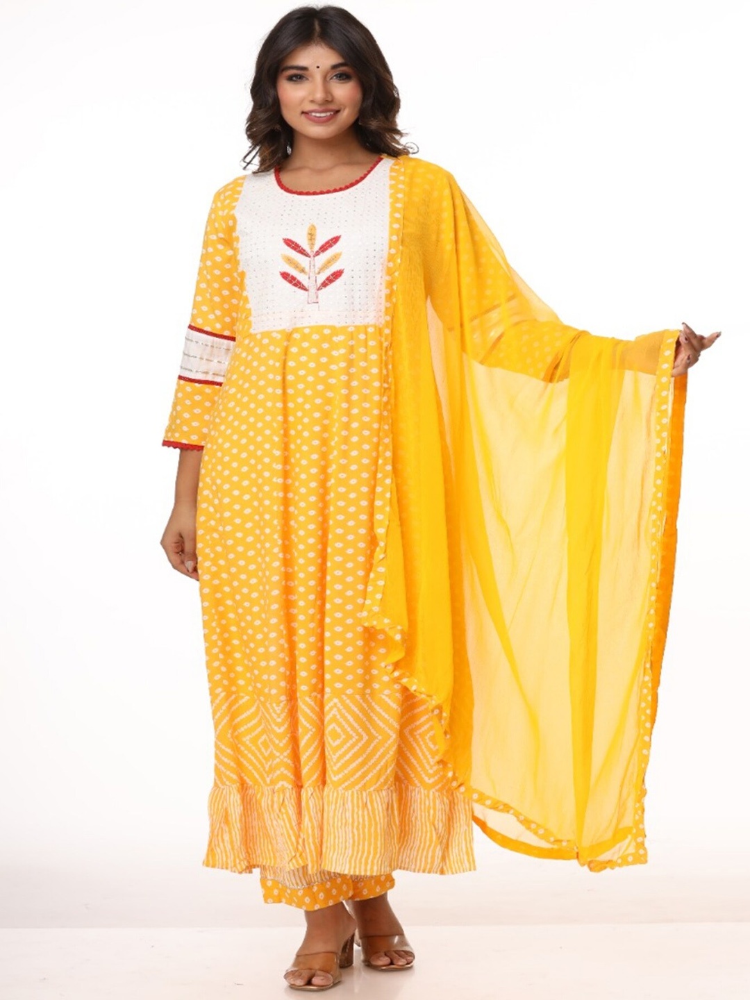 

RUHAZAT Women Yellow Printed Empire Thread Work Kurta with Trousers & With Dupatta