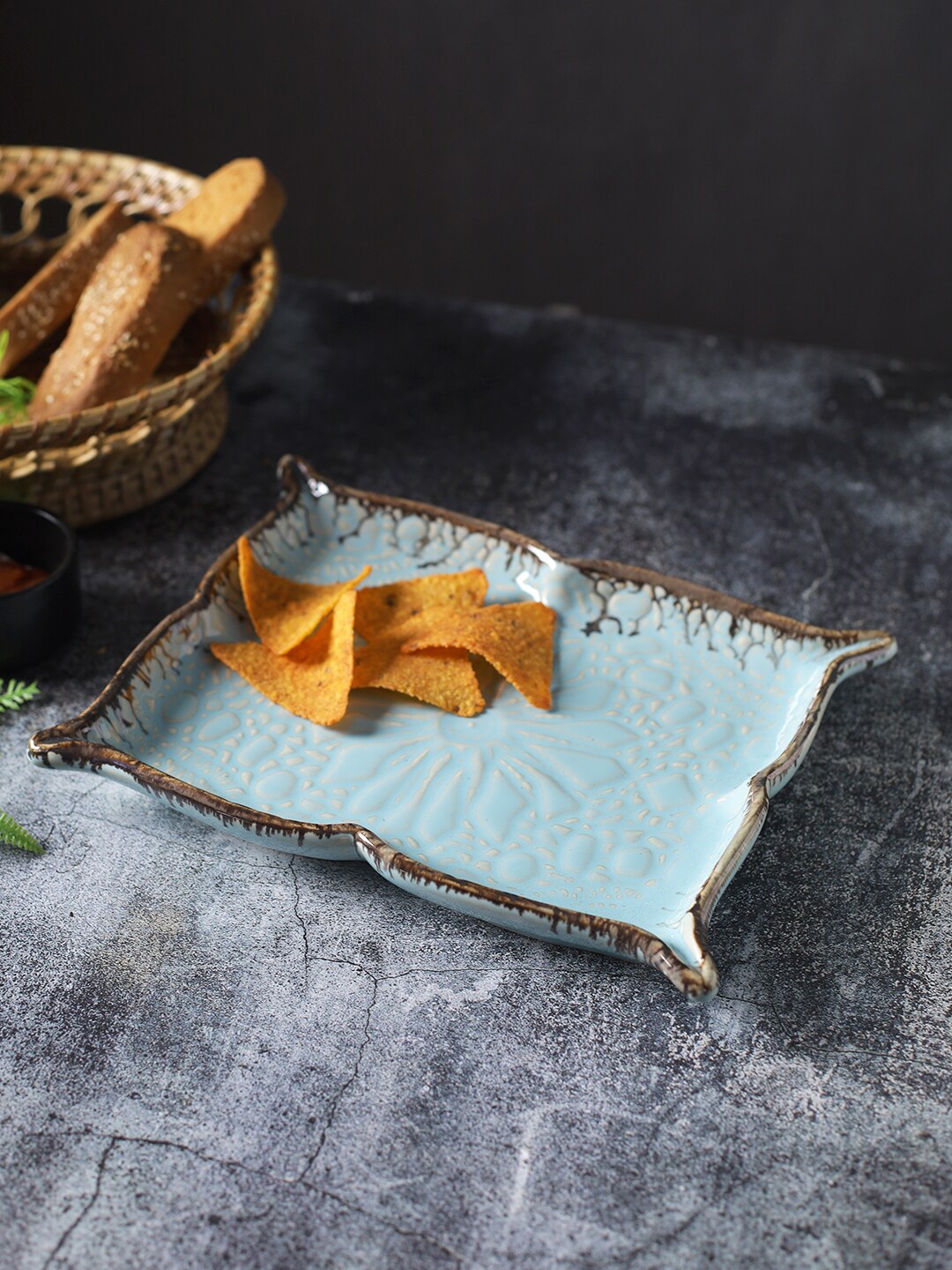 

Aapno Rajasthan Blue & Gold Printed Ceramic Snacks Platter