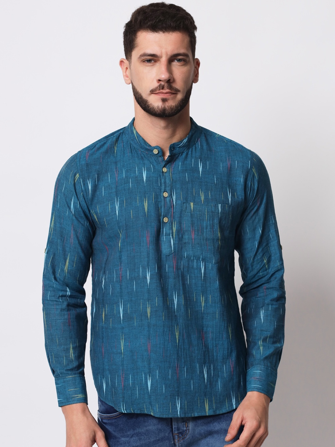 

Vastraa Fusion Ikat Printed Band Collar Pure Cotton Kurta, Teal