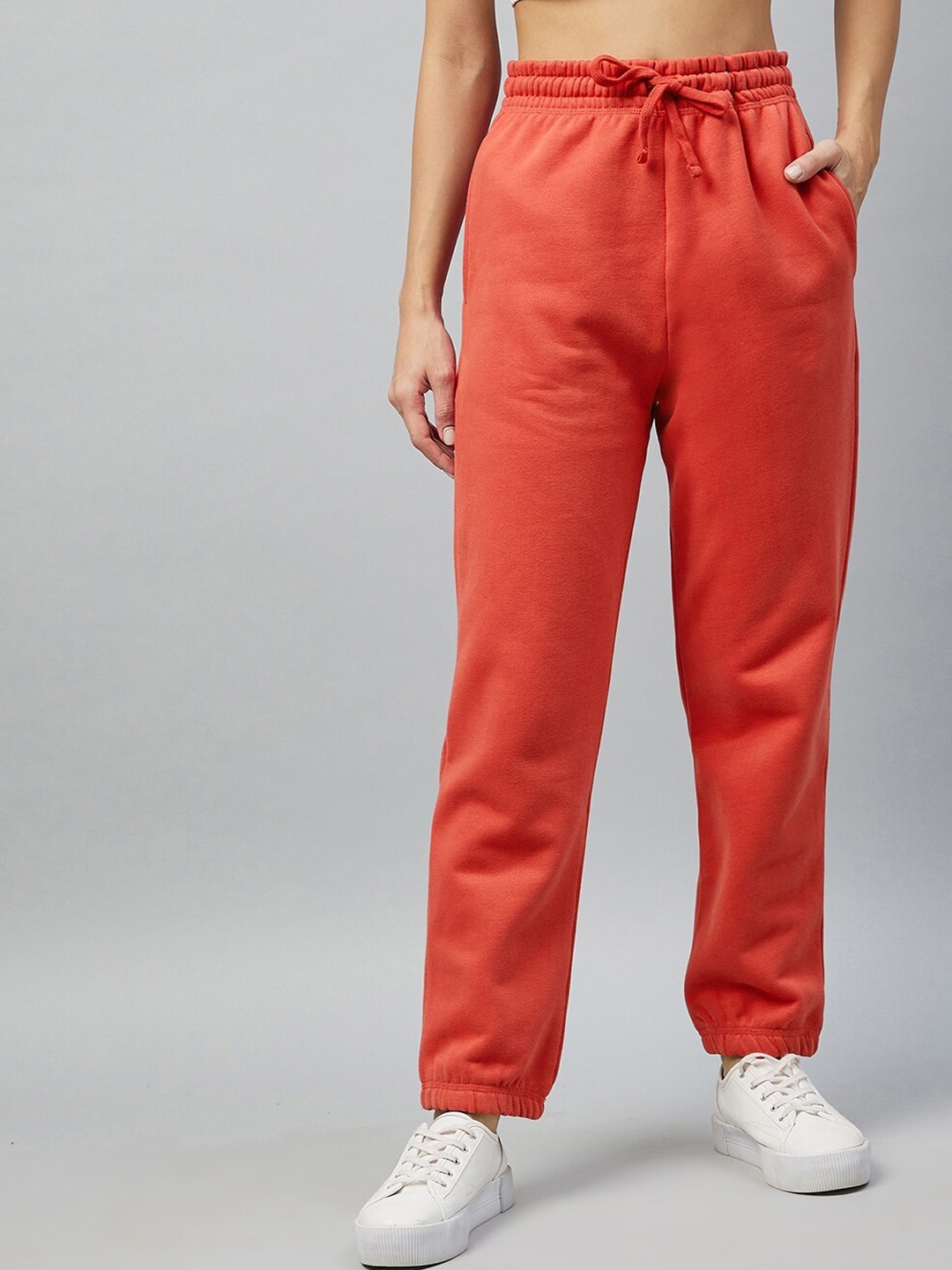 

DELAN Women Red Solid Joggers