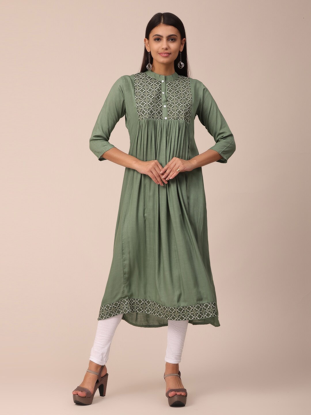 

NAYRA Women Floral Yoke Design Thread Work Cotton Kurta, Olive
