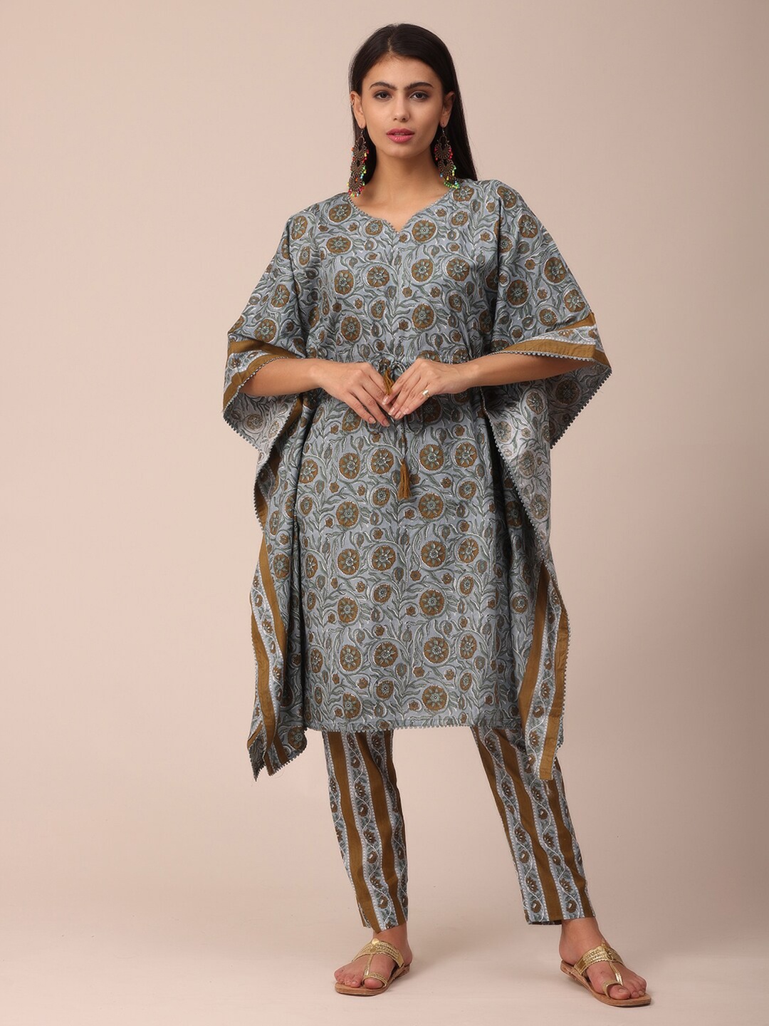 

NAYRA Women Grey & Brown Floral Printed Flared Sleeves Cotton Kaftan Kurta