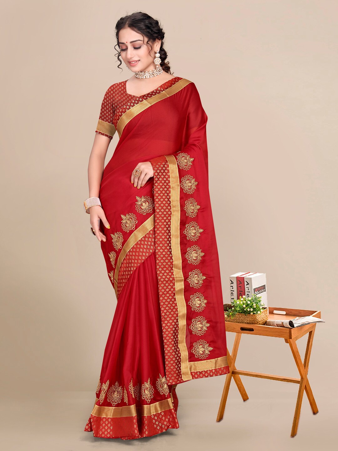 

Mitera Red & Gold-Toned Zari Pure Chiffon Saree