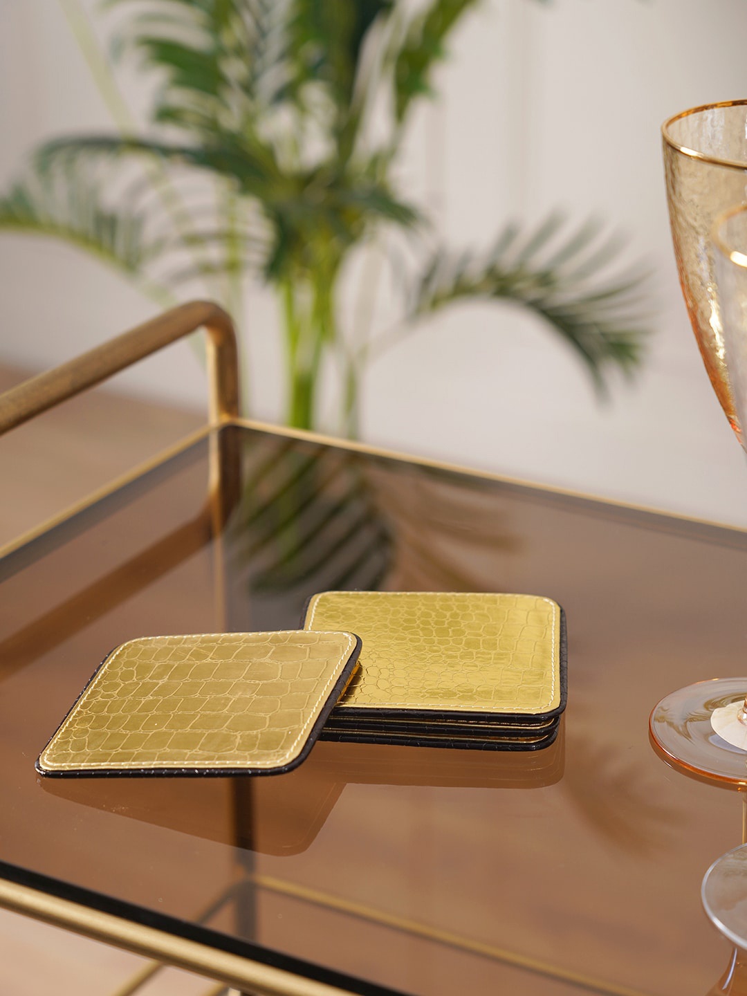 

Pure Home and Living Set of 4 Gold-Toned & Brown Textured Coasters