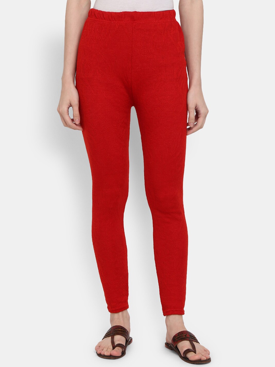 

Desi Mix Women Red Solid Ankle-Length Knitted Cotton Leggings