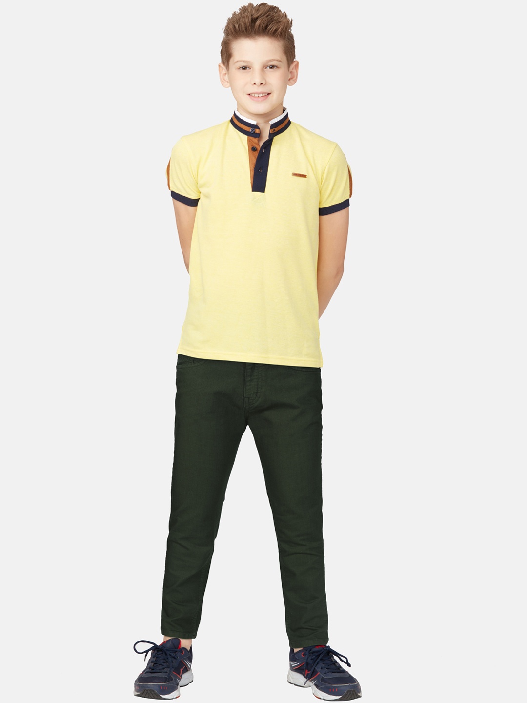 

Gini and Jony Boys Green Solid Regular Fit Cotton Jeans