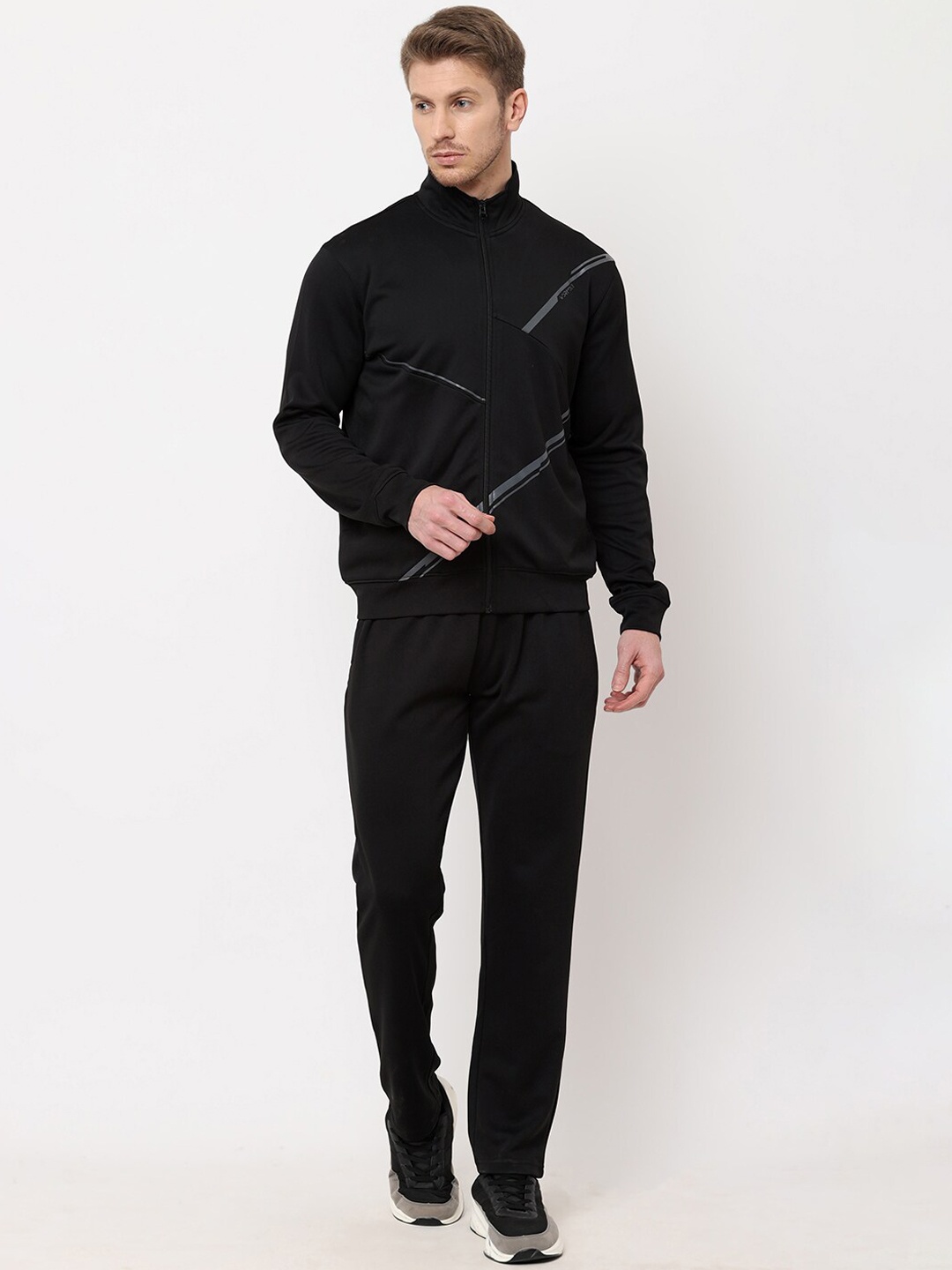 

Sweet Dreams Men Black Solid Training Tracksuit
