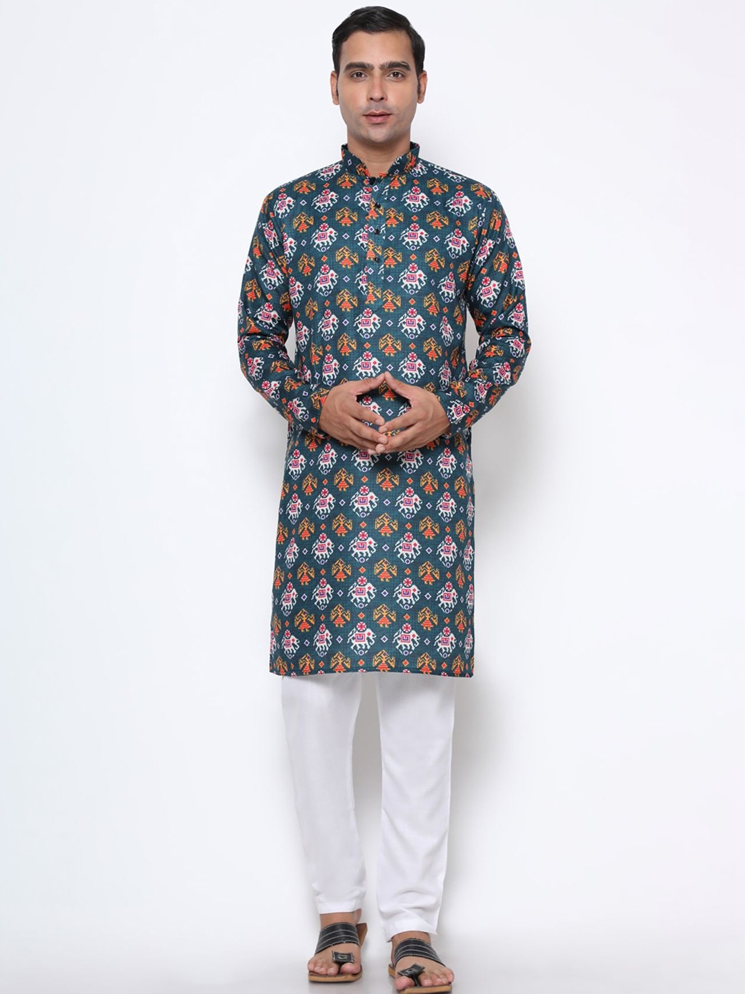 

Endues Men Green Ethnic Motifs Printed Kurta