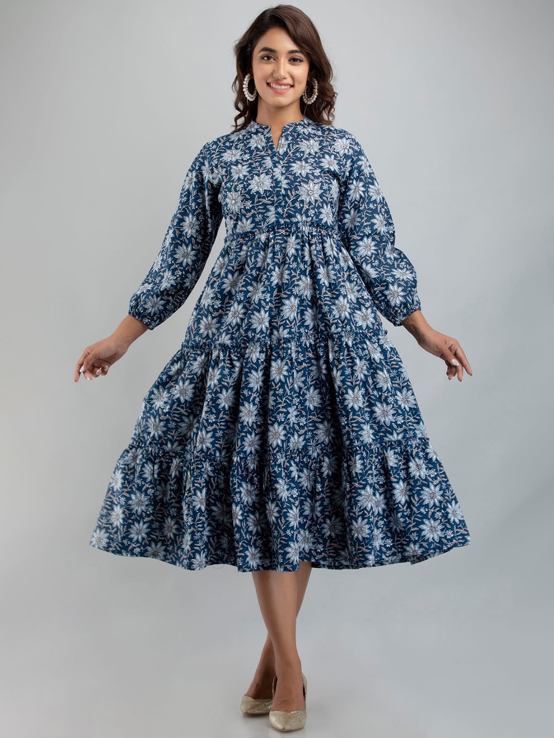 

SP DESIGNS Women Blue Yoke Design Mirror Work Floral Anarkali Kurta