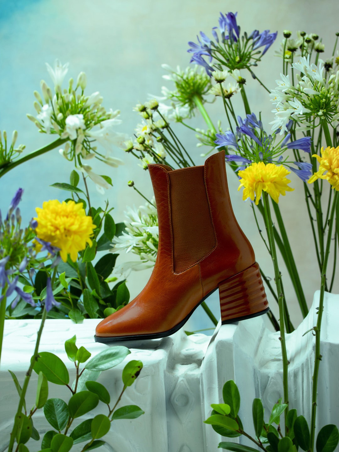 

Saint G Rust Distressed Leather Mid-Top Block Heels Chelsea Boots