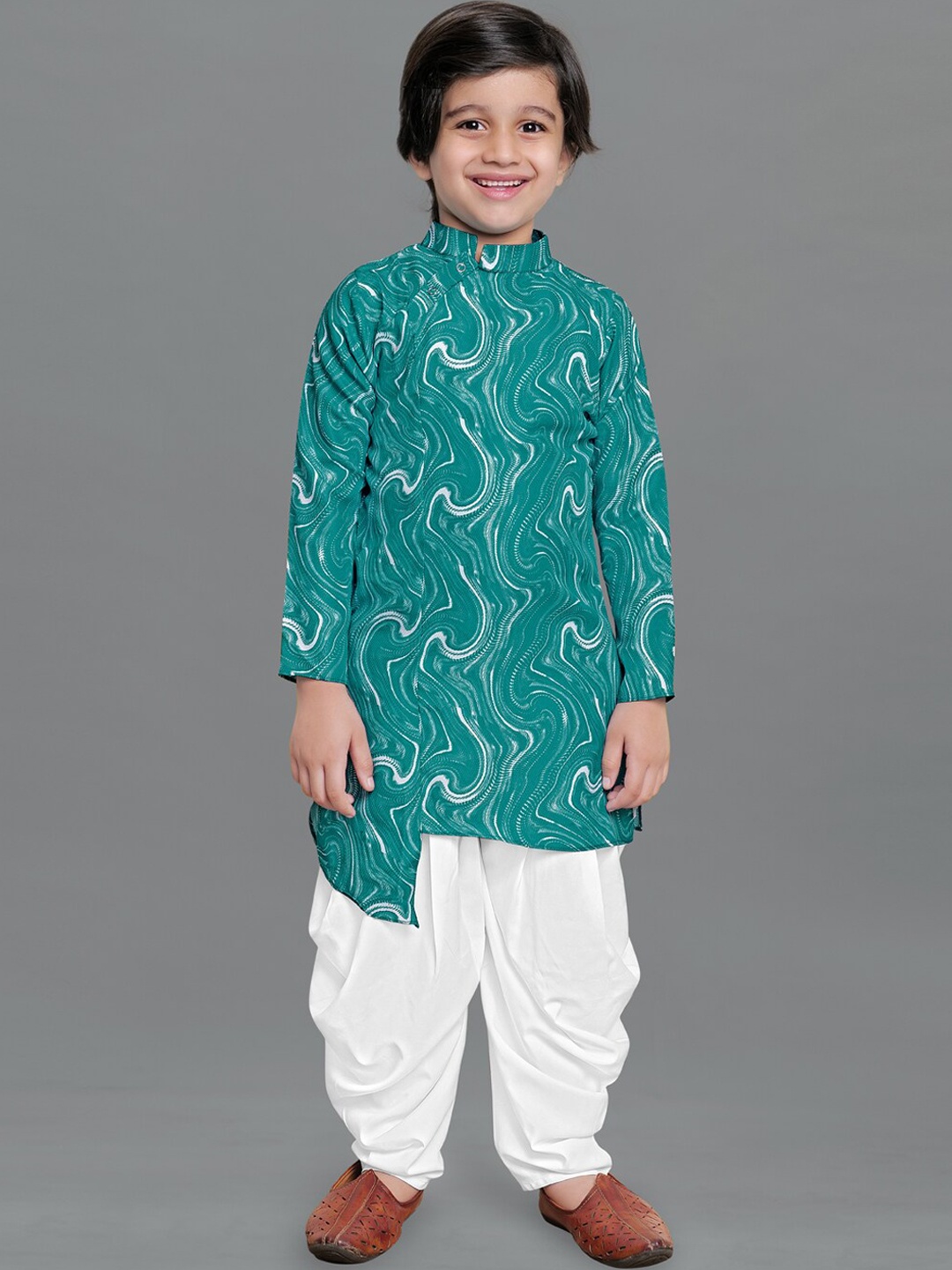 

FASHION DREAM Boys Green Printed Kurta with Dhoti Pants