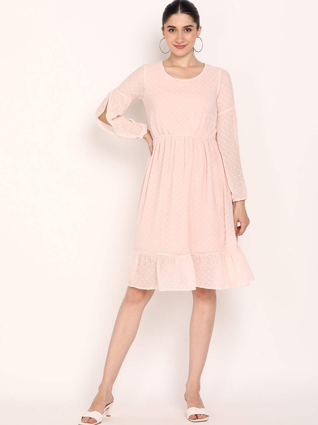 

DODO & MOA Peach-Coloured Georgette Dress