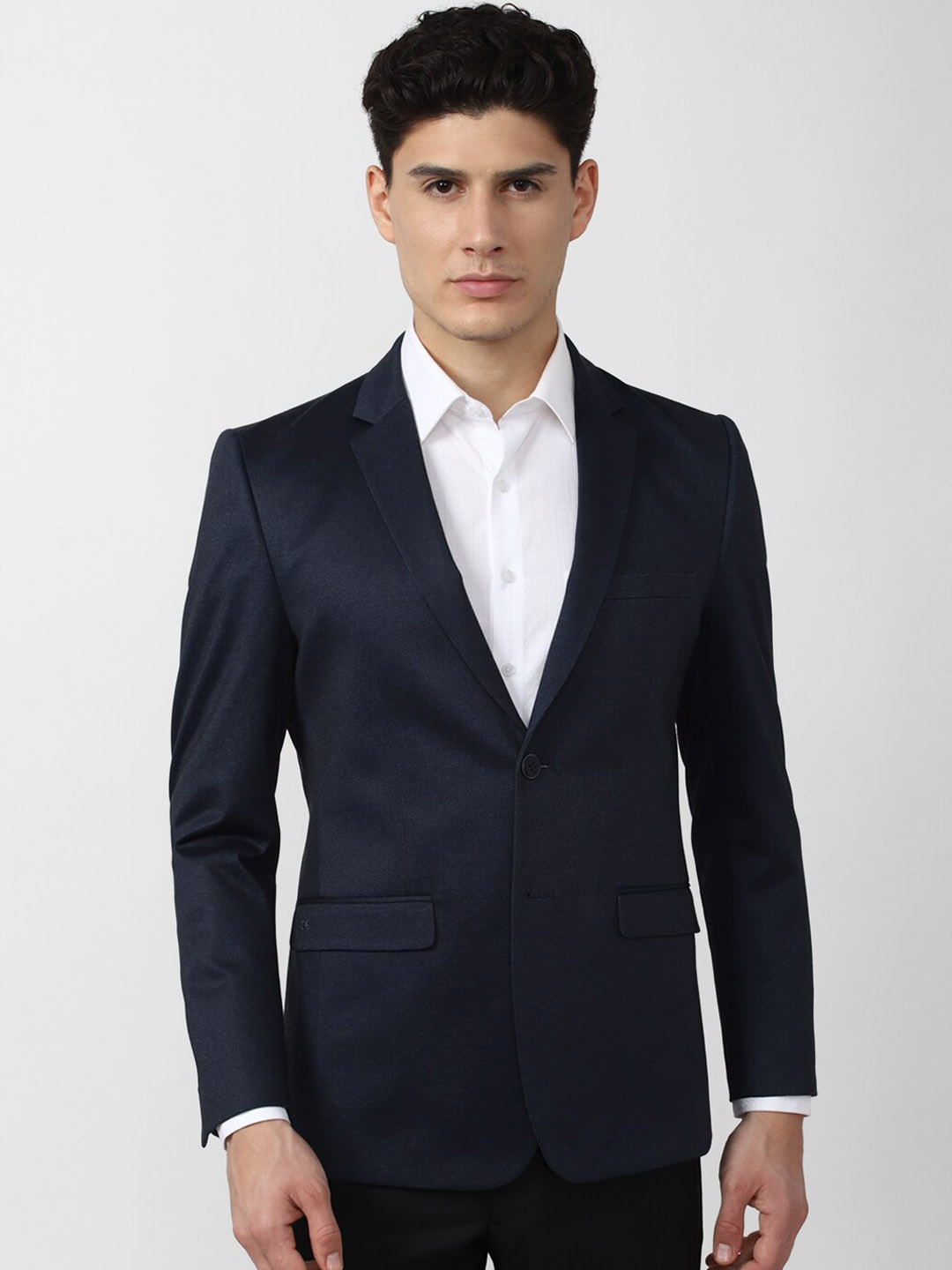 

Peter England Elite Men Navy Blue Solid Slim-Fit Single Breasted Formal Blazers