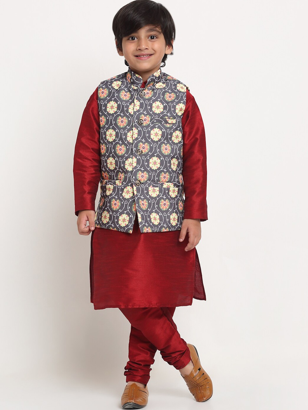 

Benstoke Boys Maroon Solid Kurta & Churidar With Nehru Jacket