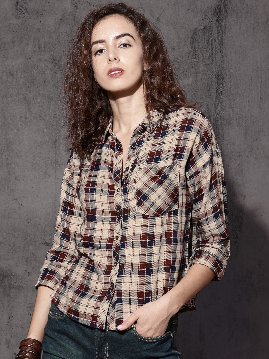 

Roadster Women Beige & Maroon Checked Relaxed Boxy Fit Casual Shirt