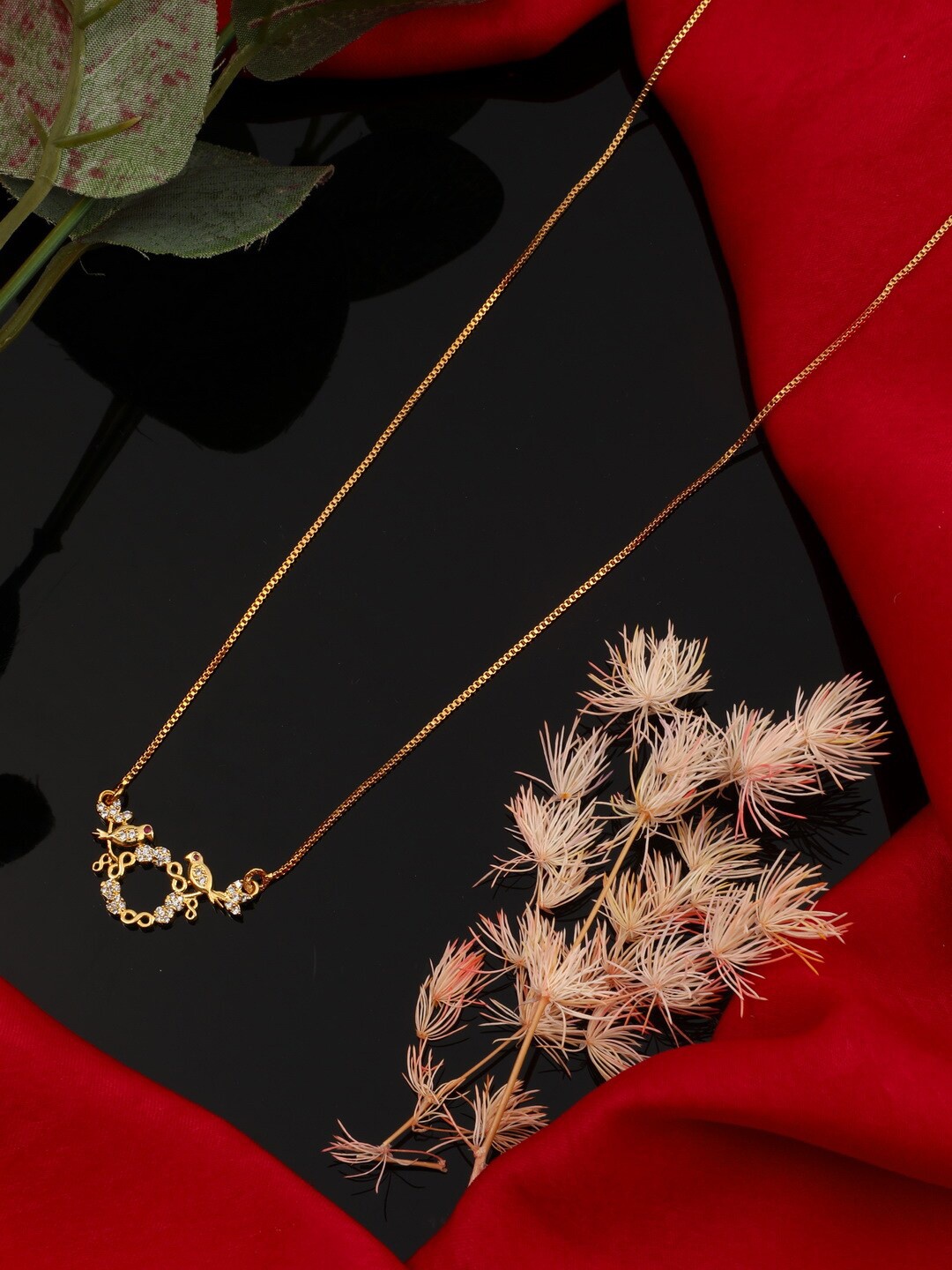 

Vita Bella Gold-Toned Gold-Plated Chain