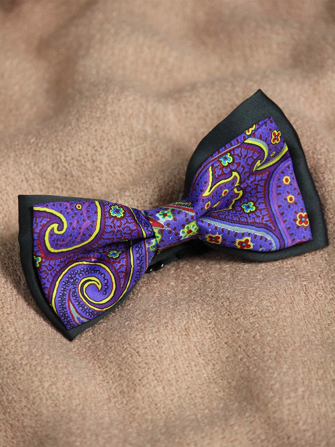 

Tossido Men Purple & Yellow Printed Bow Tie
