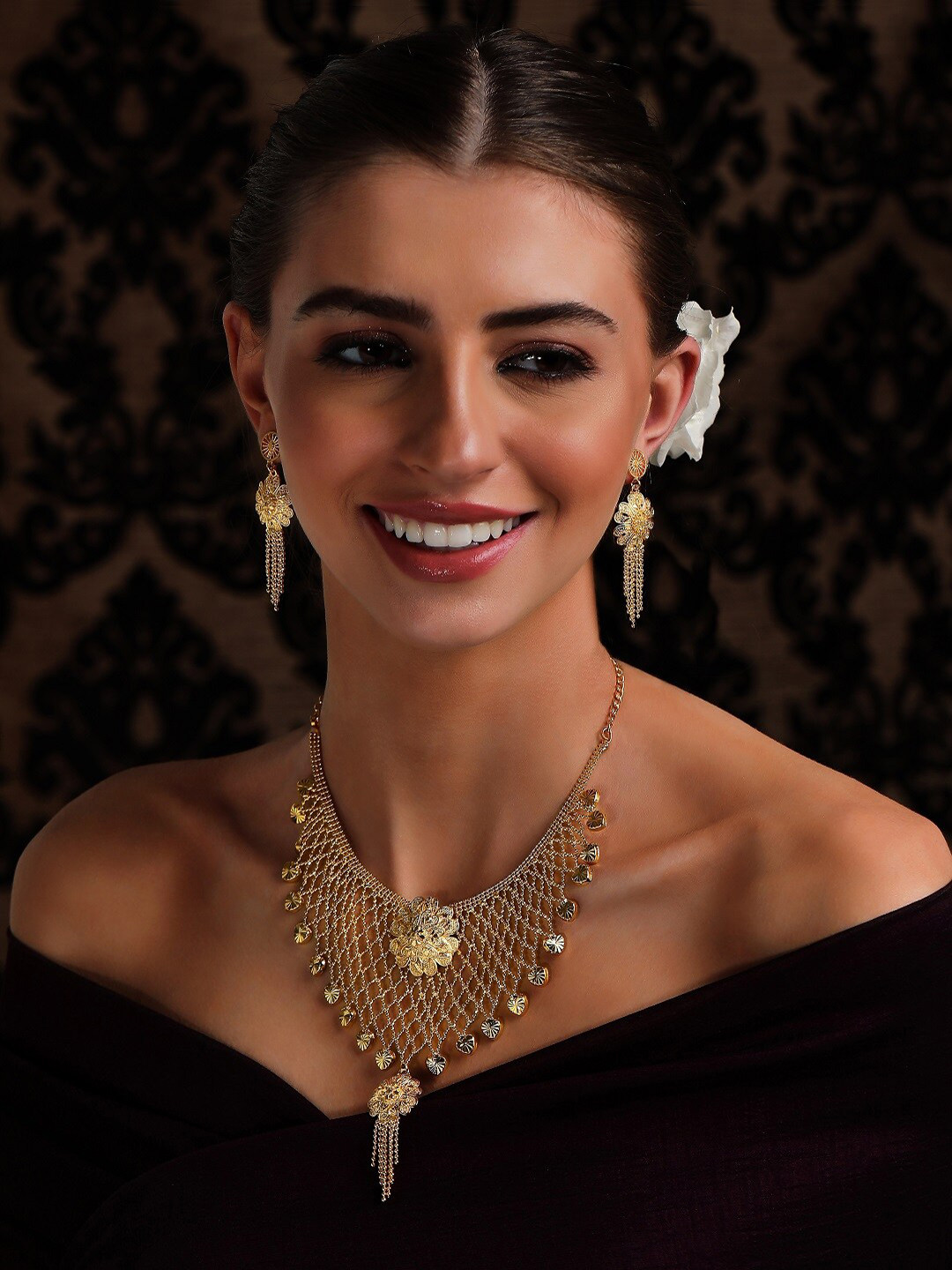

Rubans 24K Gold Plated Floral Jewellery Set