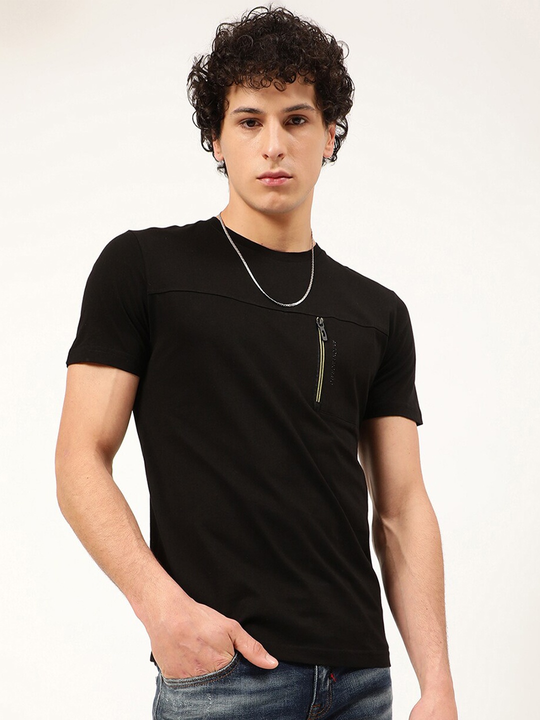 

Antony Morato Men Black V-Neck Slim Fit T-shirt