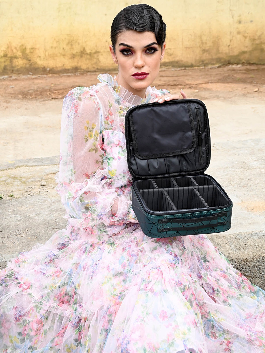 

ODETTE Teal Geometric Printed Vanity Bag