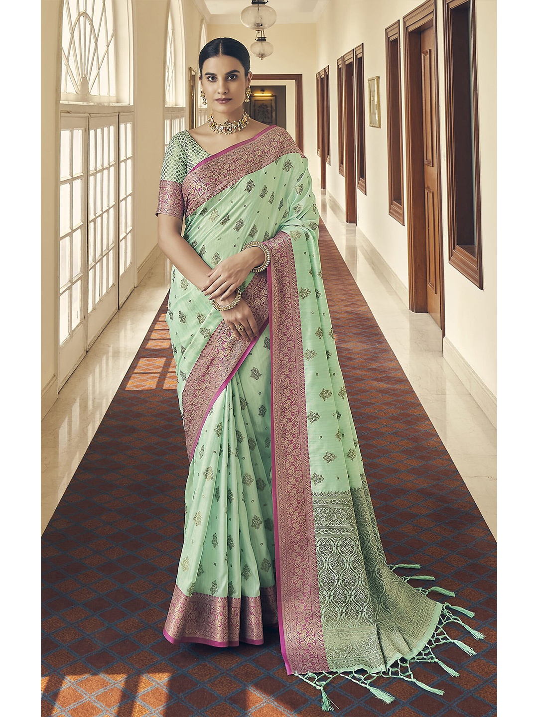 

elora Lime Green & Pink Floral Silk Blend Tussar Saree