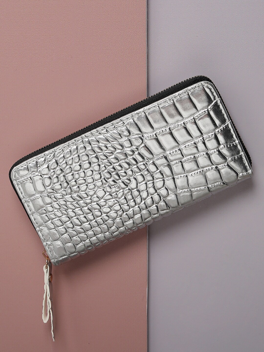 

HAUTE SAUCE by Campus Sutra Women Silver-Toned Textured PU Zip Around Wallet