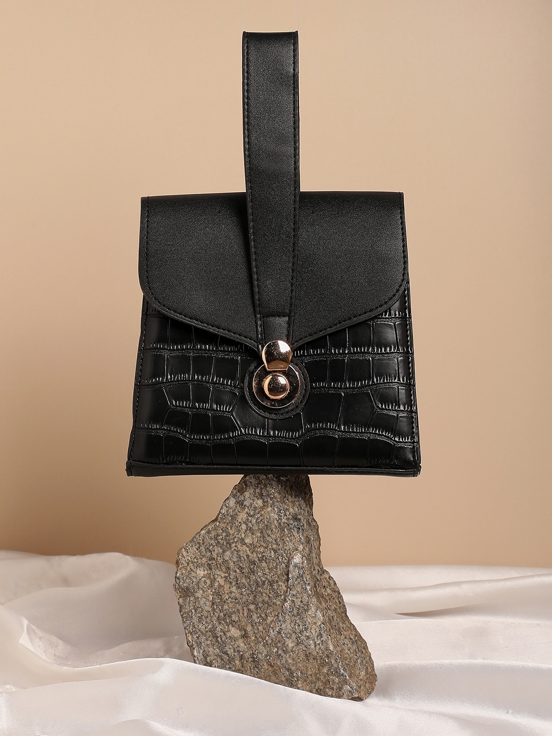 

HAUTE SAUCE by Campus Sutra Black Textured PU Structured Handheld Bag