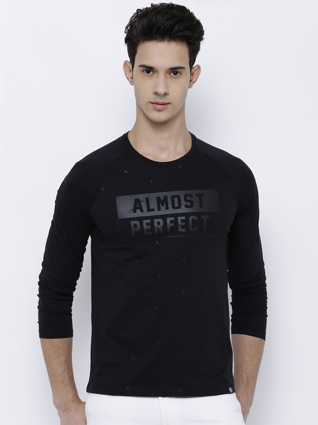 

LOCOMOTIVE Men Black Printed Round Neck T-shirt