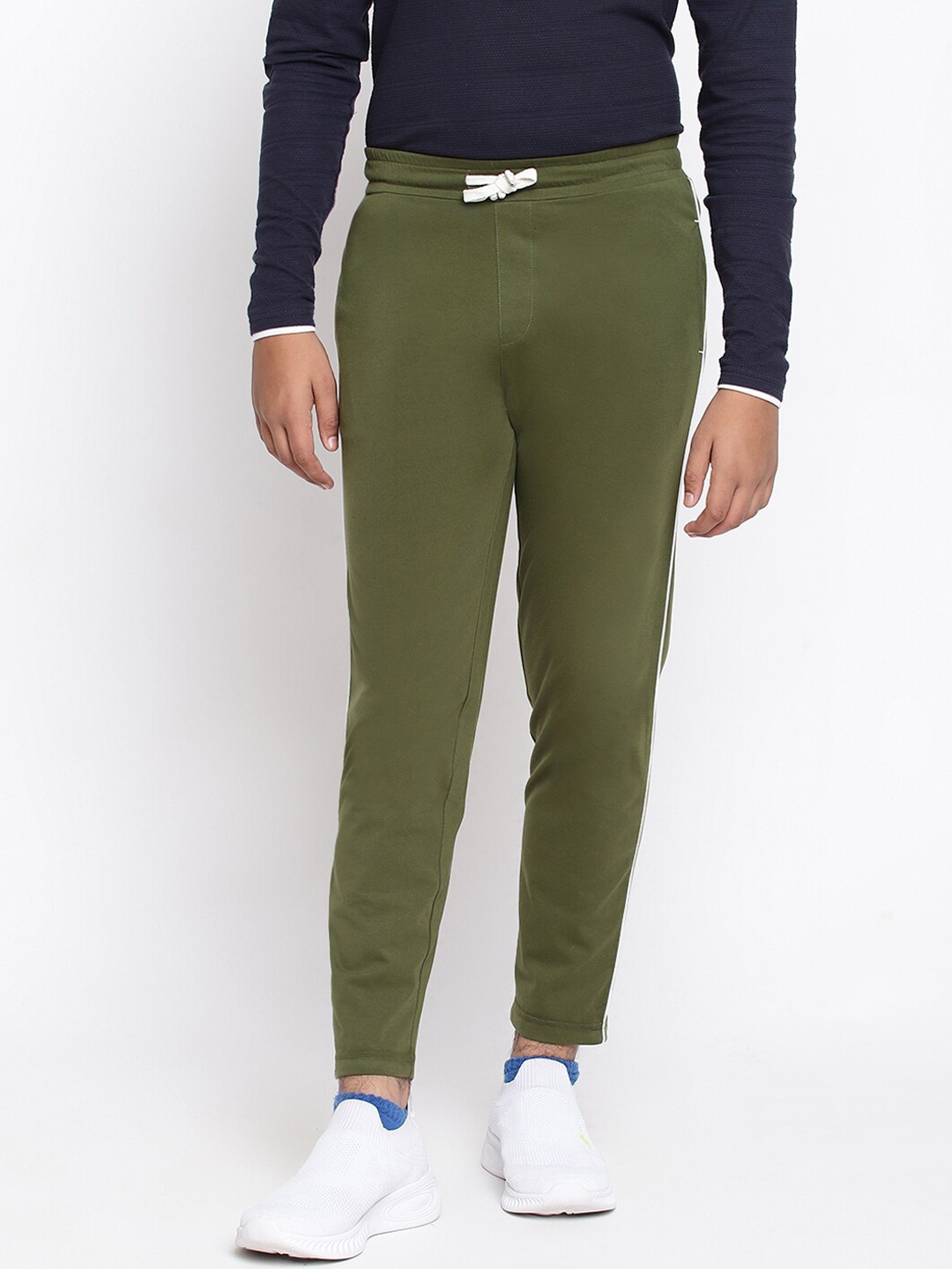 

Lil Tomatoes Boys Olive-Green Solid Track Pant
