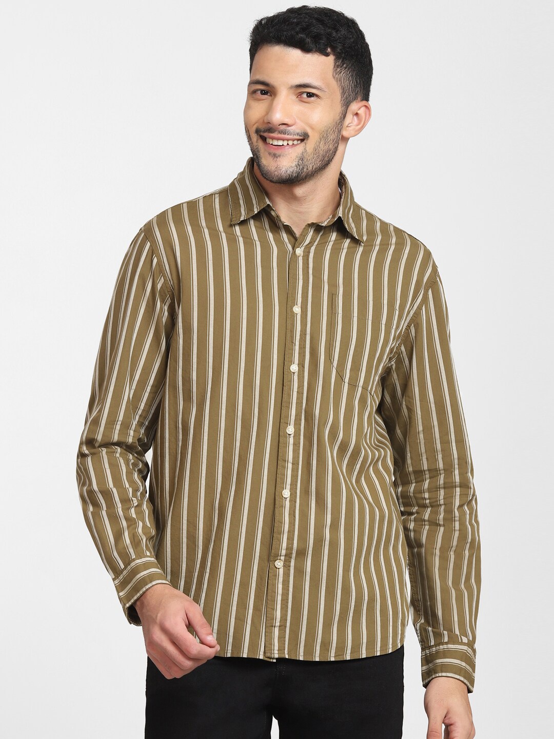 

SELECTED Men Green Striped Casual Shirt