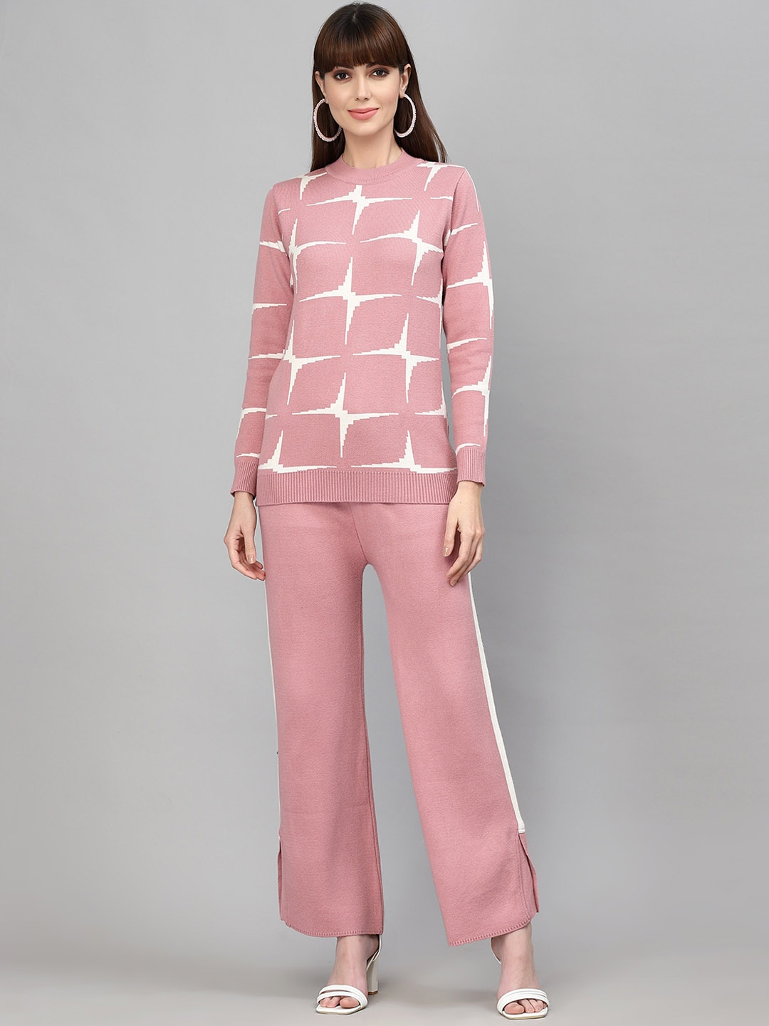 

BROOWL Women Pink Woollen Sweatshirt & Trousers Co-ord Set