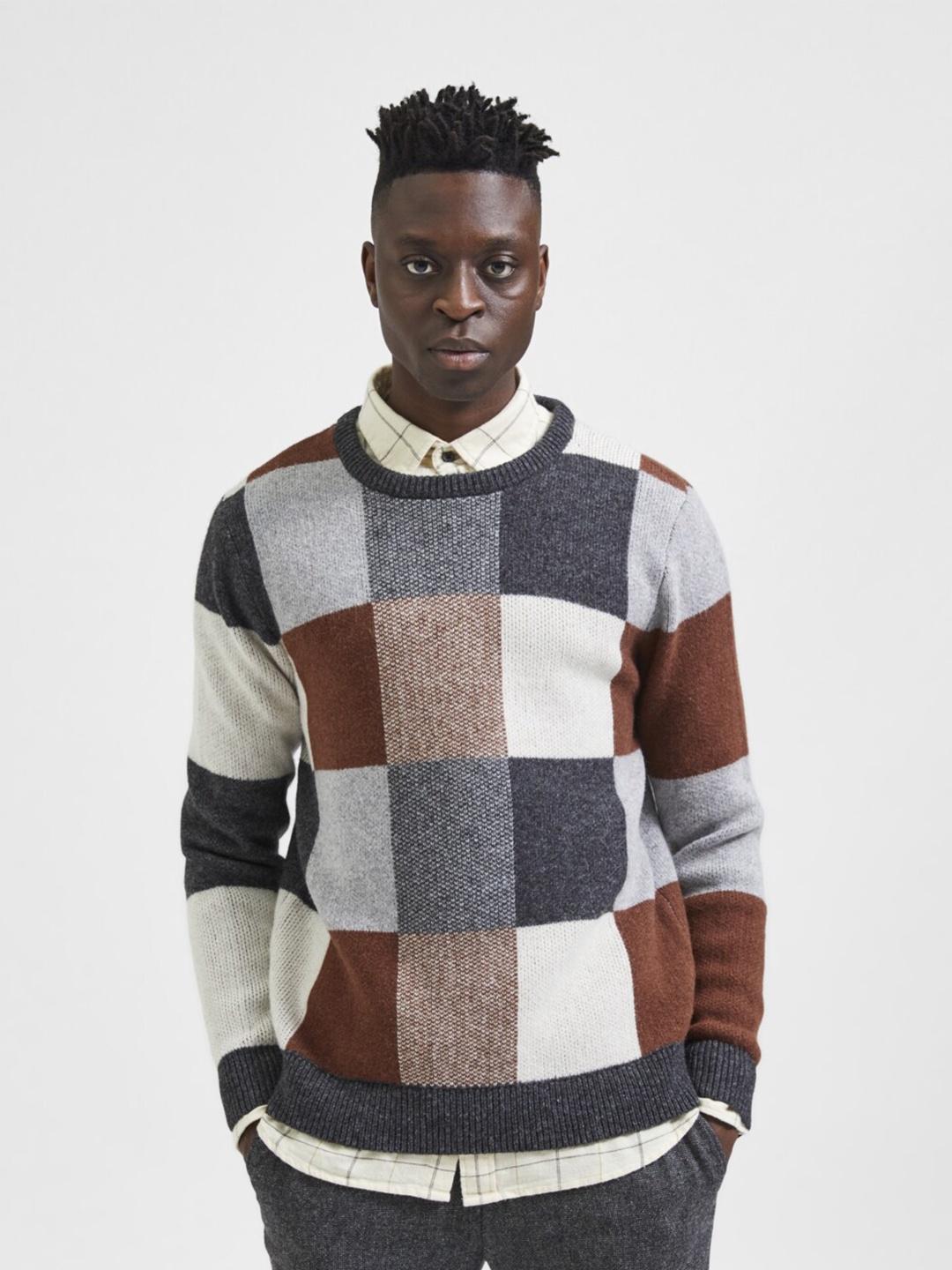 

SELECTED Men White & Brown Checked Pullover