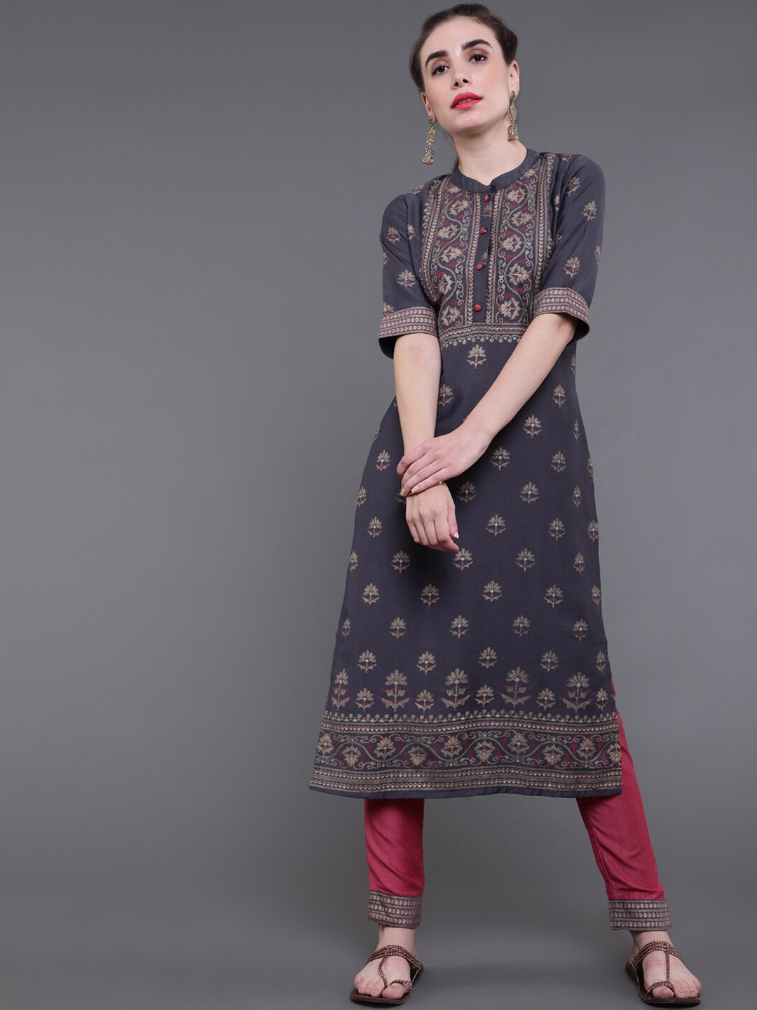 

saubhagya Women Grey Ethnic Motifs Printed Kurta with Trousers