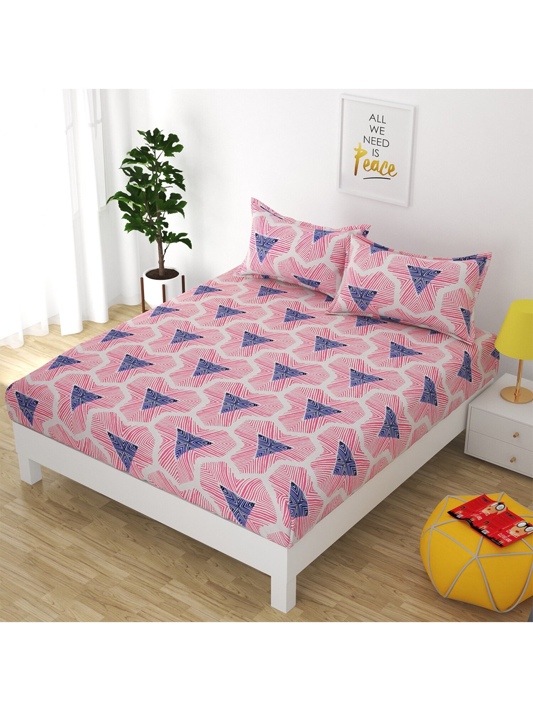 

Bajo's Pink & Navy Blue Geometric 250 TC Queen Bedsheet with 2 Pillow Covers