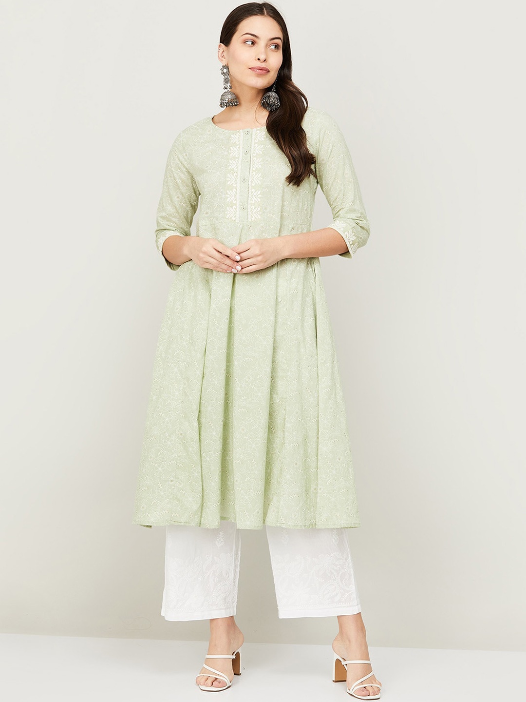 

Melange by Lifestyle Women Green Floral Printed Thread Work Kurta