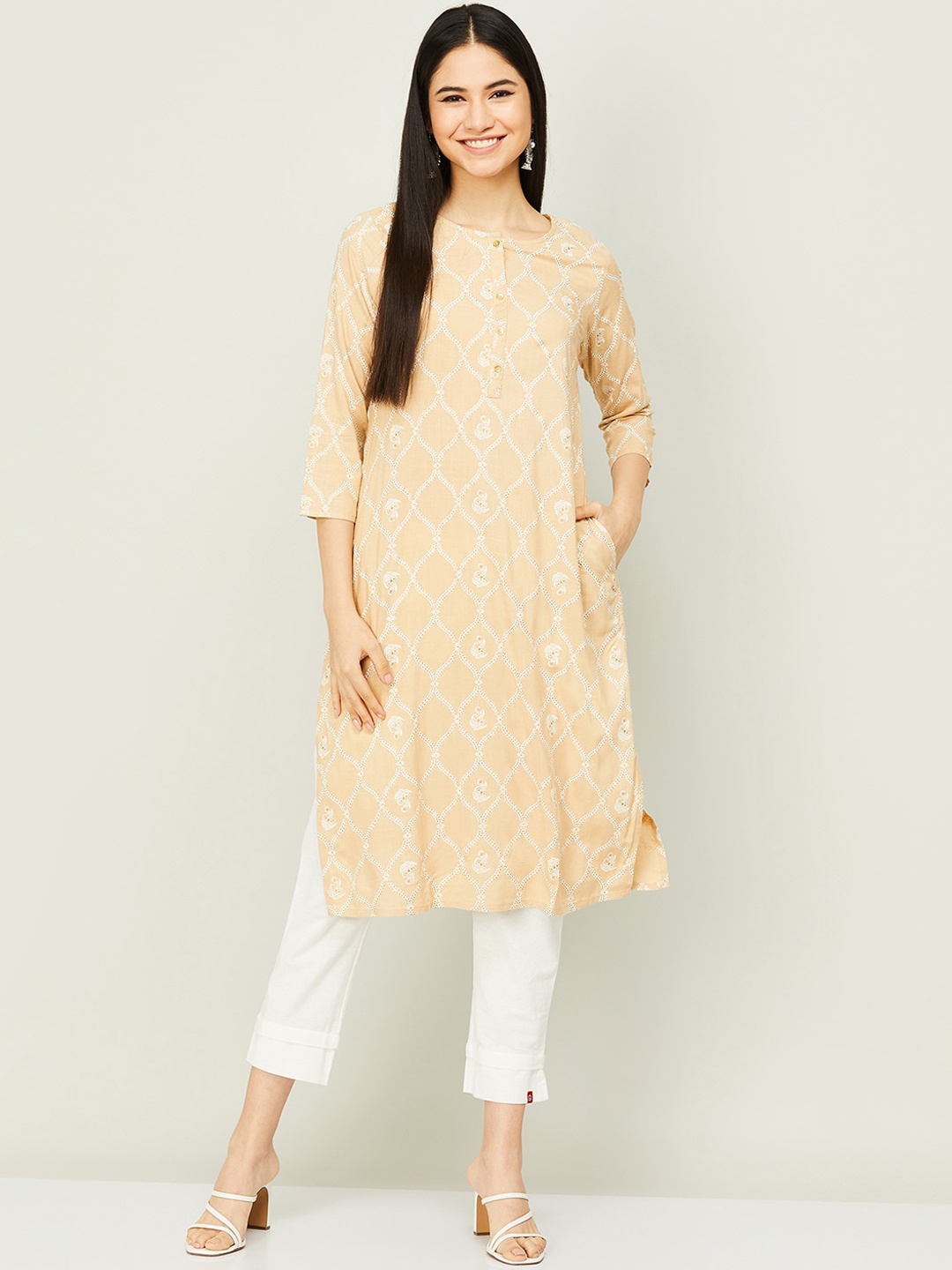

Melange by Lifestyle Women Beige Floral Printed Kurta