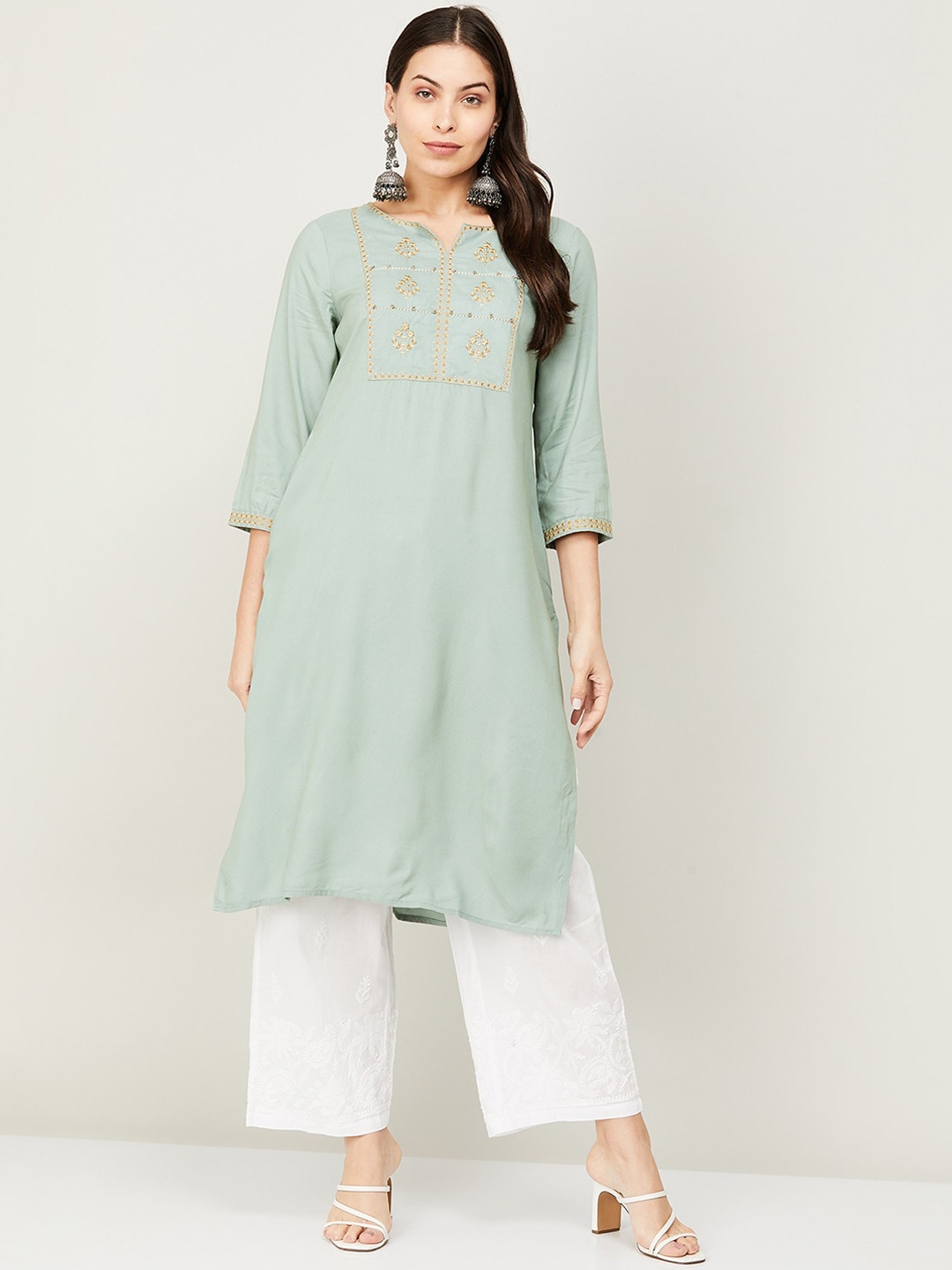 

Melange by Lifestyle Women Green Embroidered Thread Work Kurta