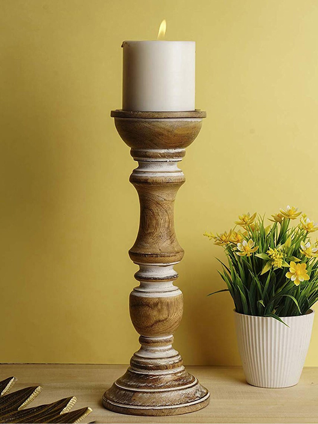 

CASA DECOR White & Brown Wood Candle Holder