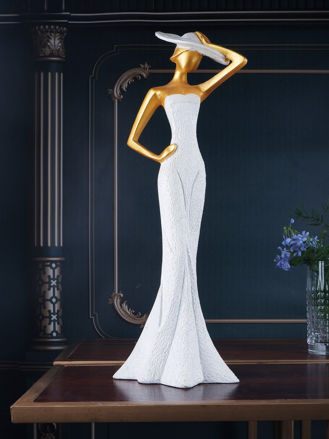 

THE WHITE INK DECOR White Polyresin Art Figurine Showpieces