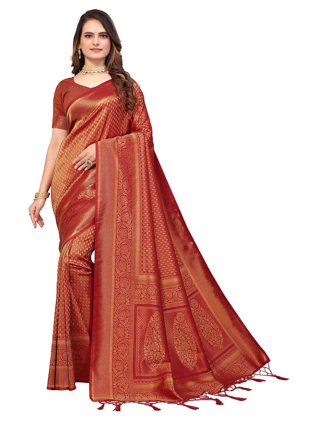

ODETTE Red & Gold-Toned Paisley Zari Saree