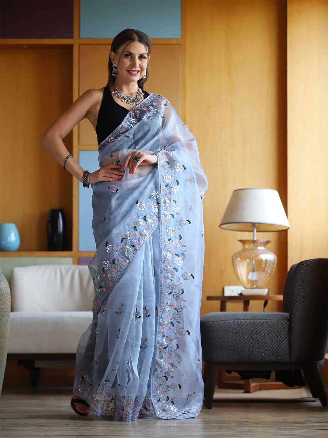 

ODETTE Lavender & White Floral Embroidered Organza Saree